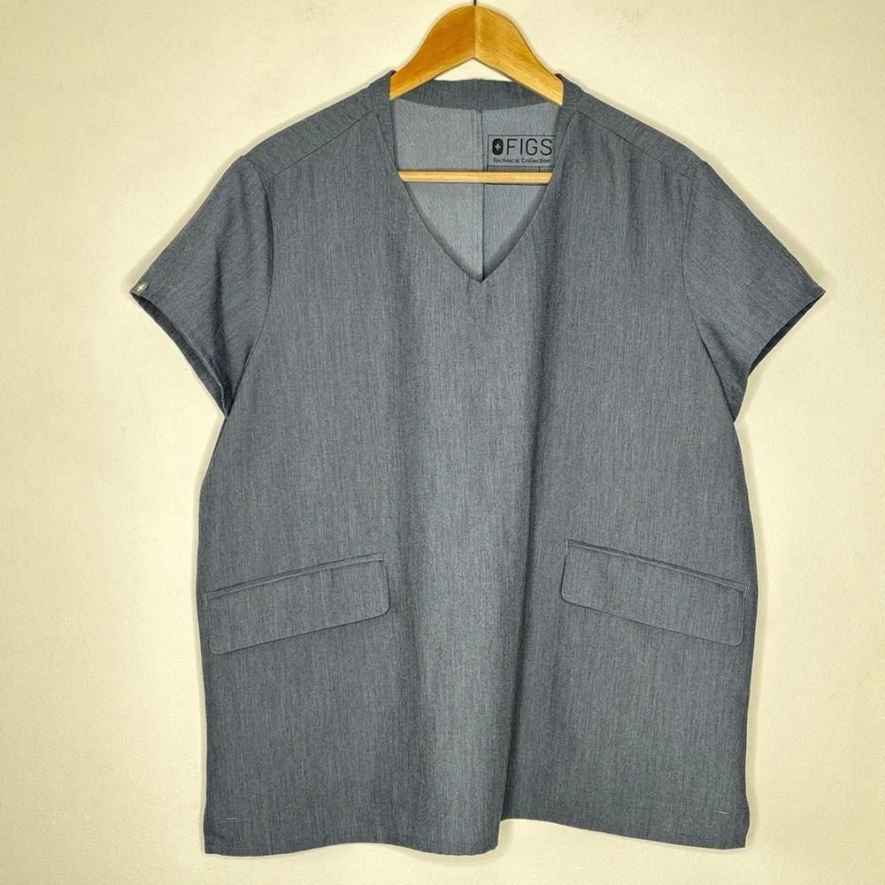 FIGS Dolores Flap Pocket Scrub Top Graphite Gray Short Sleeve V-neck Size L - Picture 2 of 7